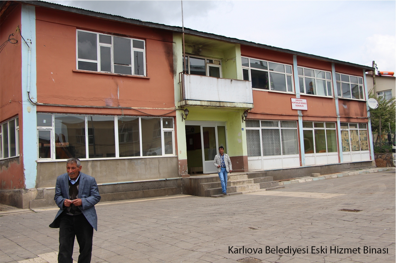 Karlıova’ya yeni belediye hizmet binası yapılacak Karlıova’ya yeni belediye hizmet binası yapılacak